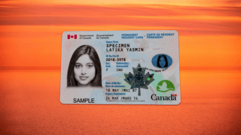 ¿Cómo rellenar el formulario IMM 0008 para obtener la residencia permanente en Canadá?
